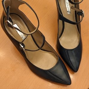 BCBG Generation Zaluca  shoes